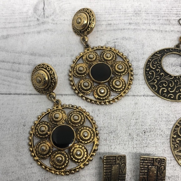 Curated bundle lot 3 antiqued brass boho dressy statement dangle drop earrings. - Picture 3 of 5